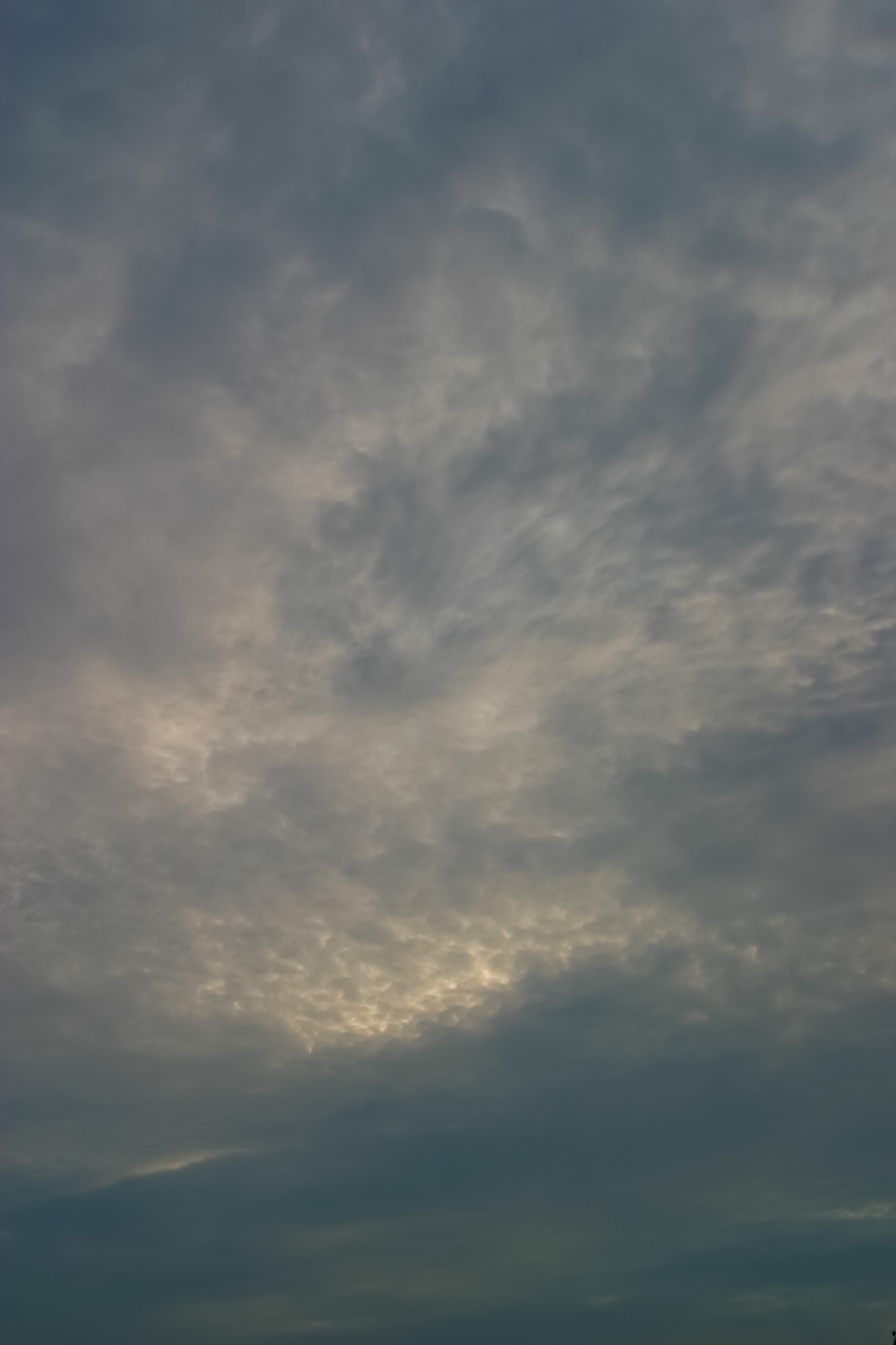 黒い雲の夕焼け Free Photos L/RGB/JPEG/350dpi