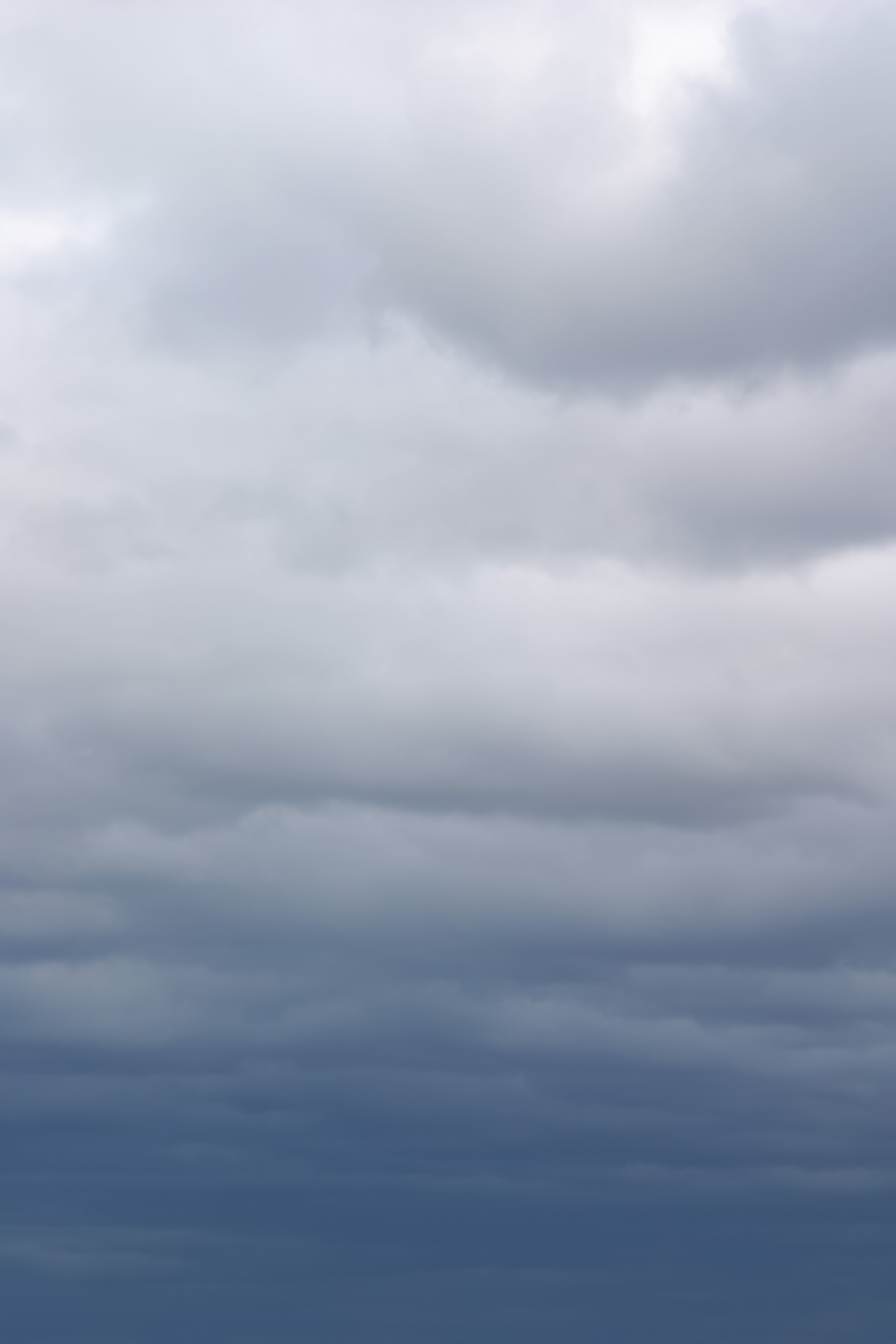 重い雲の曇天 Free Photos L/RGB/JPEG/350dpi