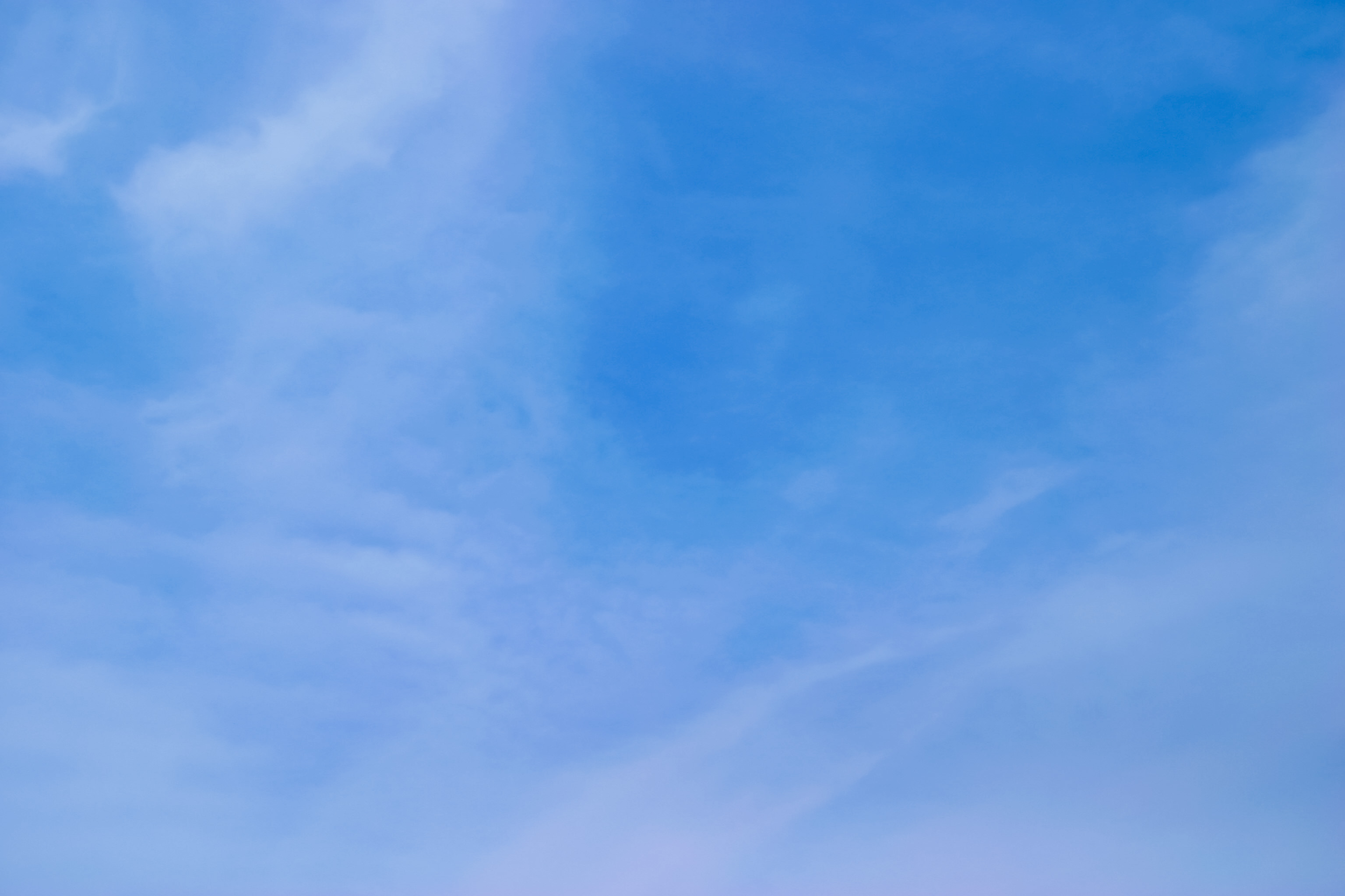 青い空と薄雲 Free Photos L/RGB/JPEG/350dpi